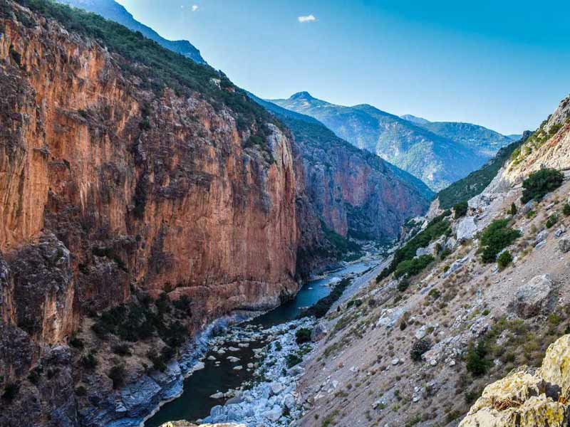 Chefchaouen trek, deep gorge Gorge, Chefchaouen to coast trek