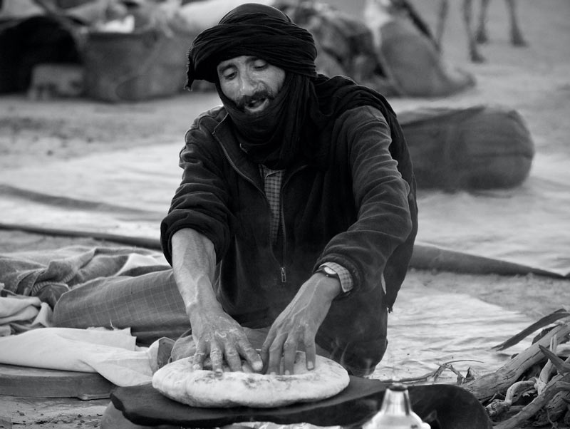 Sahara desert trek – skilled bread makers Sahara trek