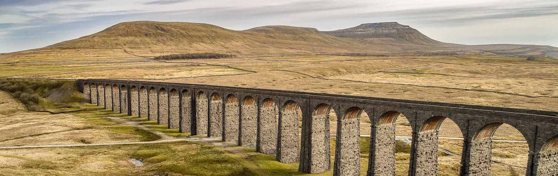 Ribblehead Viaduct, Yorkshire 3 Peaks Ribblehead Viaduct