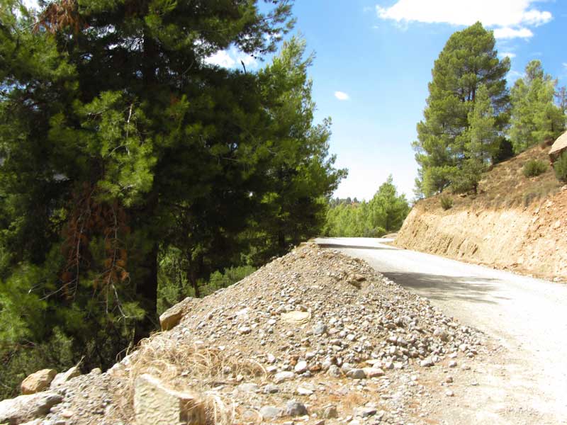 Morocco Happy Valley Mountain Biking – mountain tracks Snow and sand trek