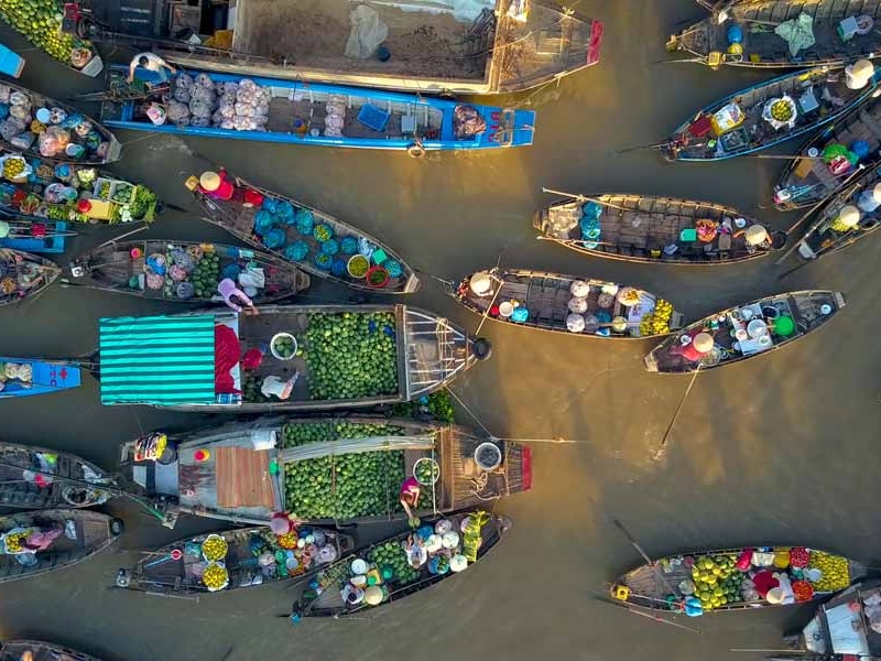 Vietnam floating market