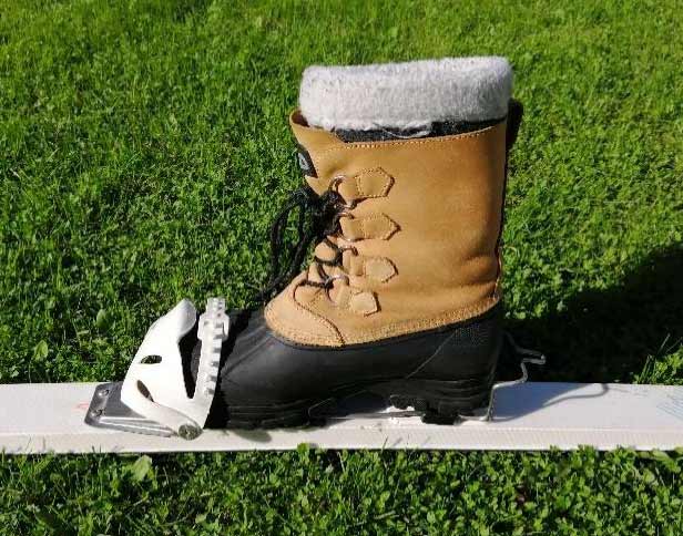Backcountry ski winter insulated boot